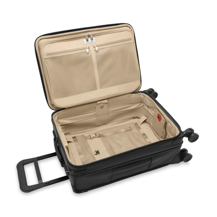 Briggs & Riley Baseline Essential 22" Carry-On Expandable Spinner