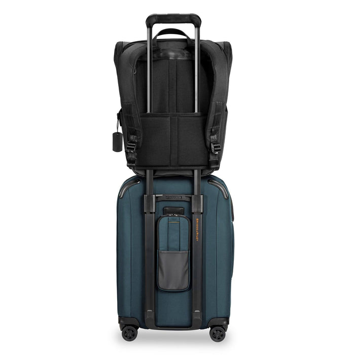 Briggs & Riley Zdx International 21" Carry-On Expandable Spinner